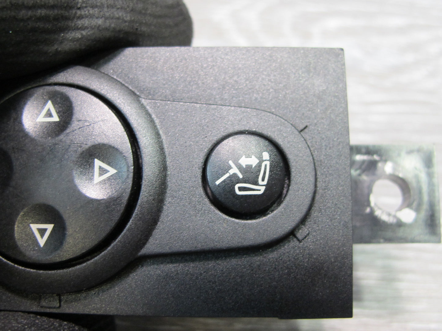 2003-2010 Porsche Cayenne 957 Steering Column Adjustment Control Switch Button