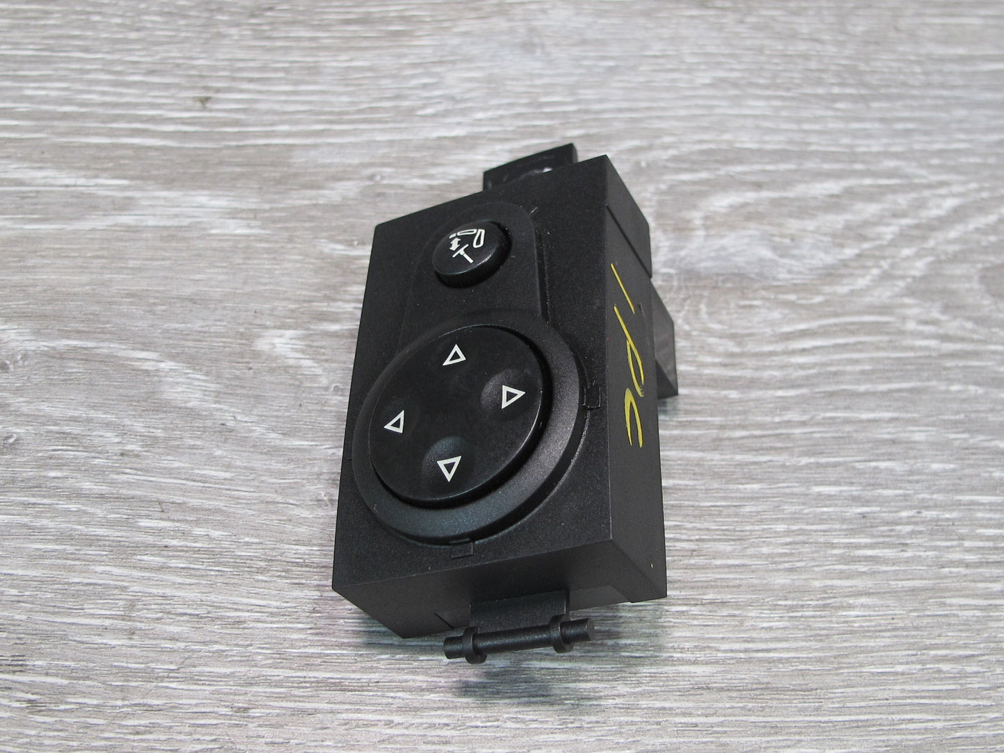 2003-2010 Porsche Cayenne 957 Steering Column Adjustment Control Switch Button