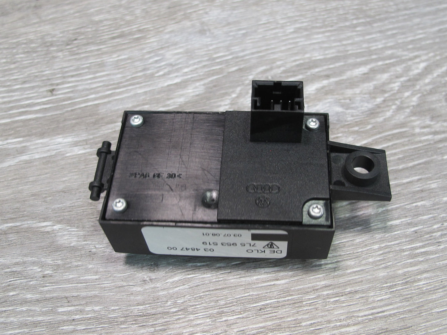 2003-2010 Porsche Cayenne 957 Steering Column Adjustment Control Switch Button