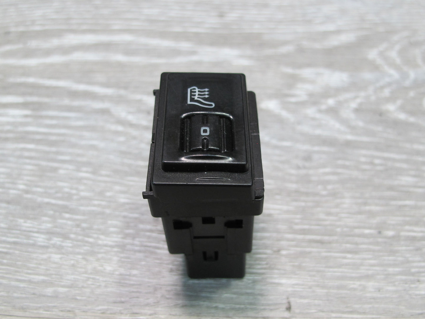 2003-2010 Porsche Cayenne 957 Dash Left Driver Side Seat Heated Switch Button