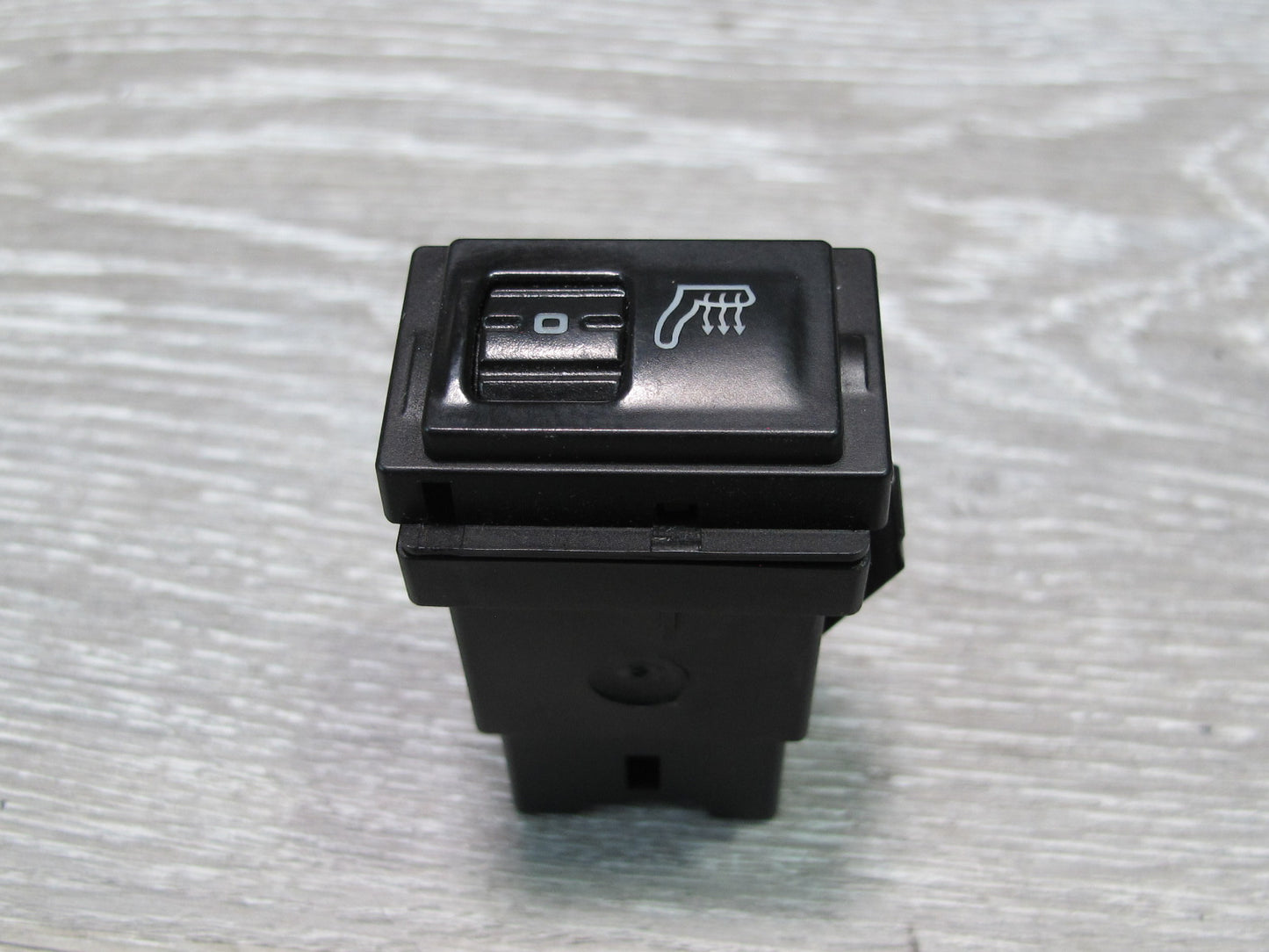 2003-2010 Porsche Cayenne 957 Dash Left Driver Side Seat Heated Switch Button