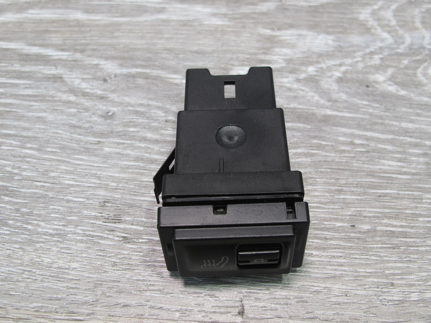 2003-2010 Porsche Cayenne 957 Dash Left Driver Side Seat Heated Switch Button