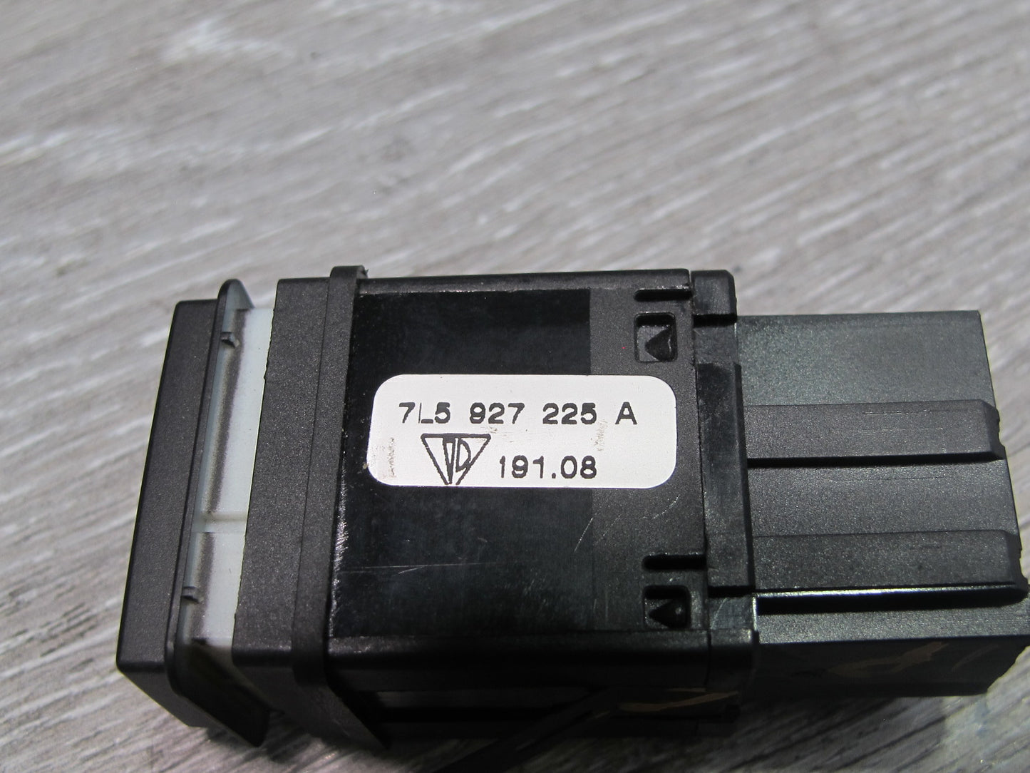 2003-2010 Porsche Cayenne 957 Dash PSM OFF Control Switch Button