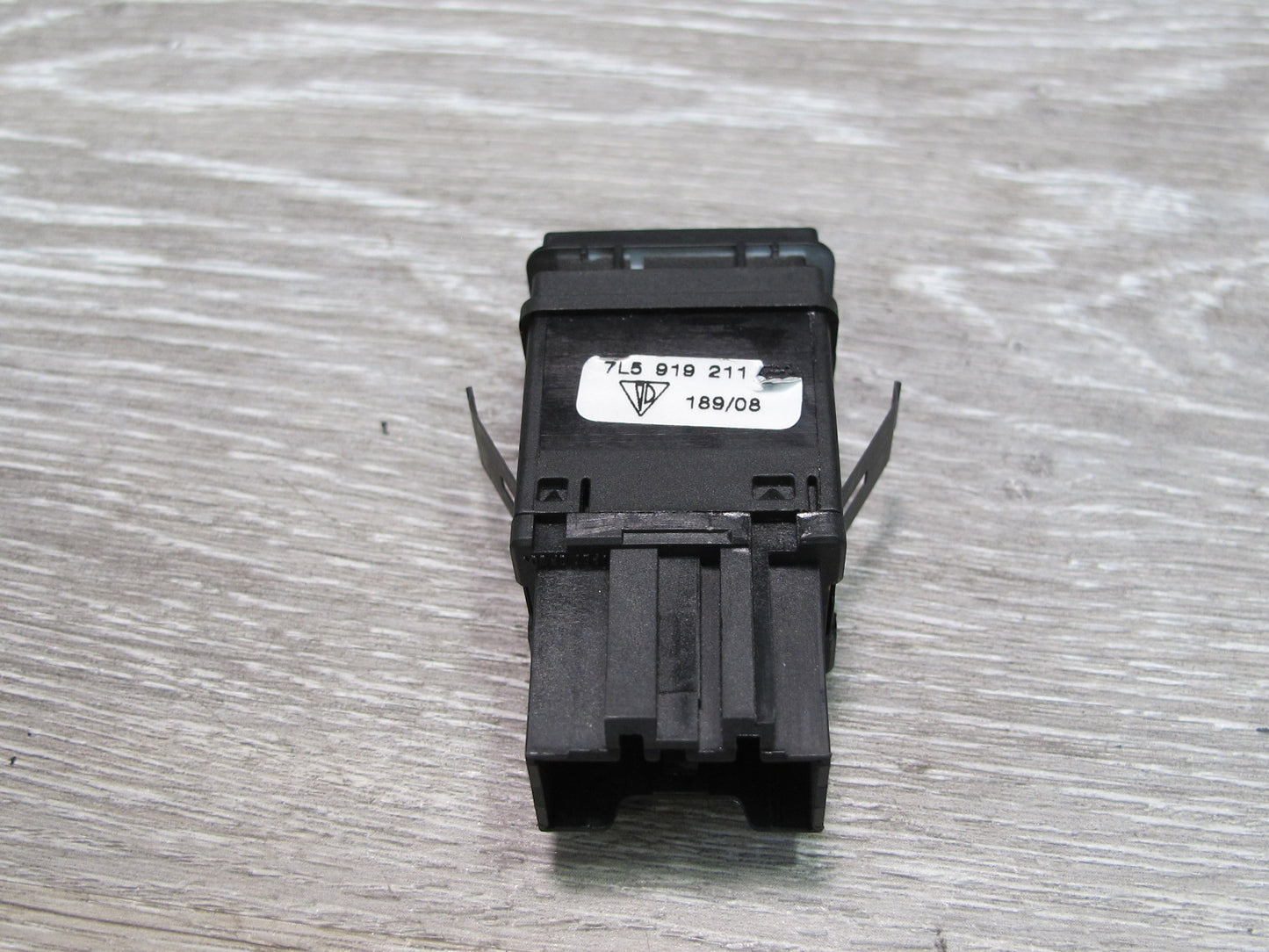 2003-2010 Porsche Cayenne 957 Passenger SRS BAG OFF Indicator Switch