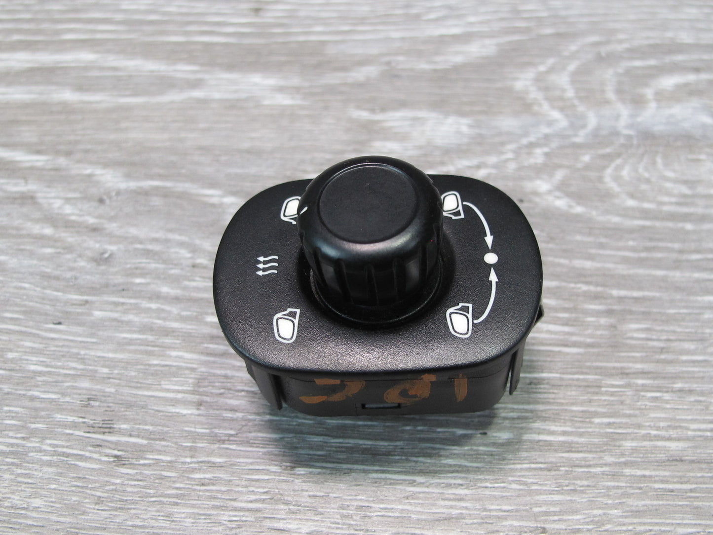 2003-2010 Porsche Cayenne 957 Heated Power Folding Mirror Adjust Switch