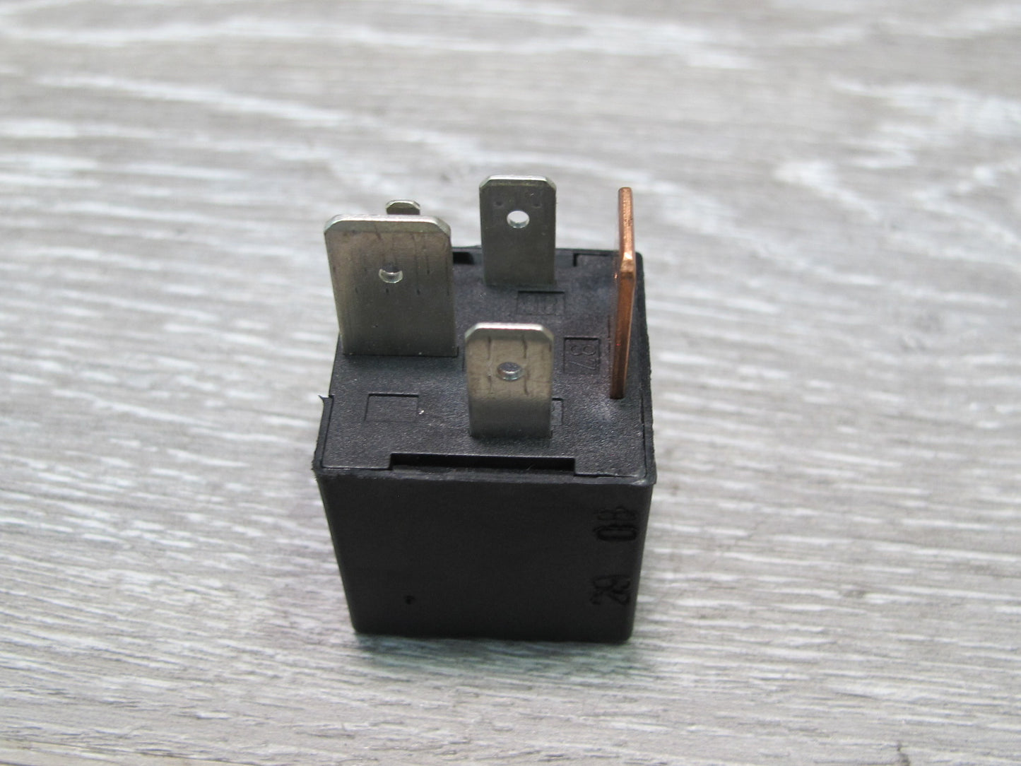 2003-2010 Porsche Cayenne 957 Multifunction Relay 3D0951253A