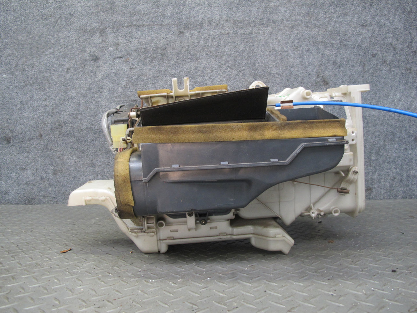 91-95 Toyota SW21L MR2 Heater Core Housing Assembly 87150-17240 OEM