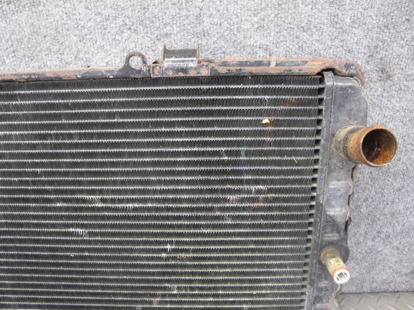 91-95 Toyota SW21L MR2 NON Turbo A/T Engine Cooling Radiator OEM