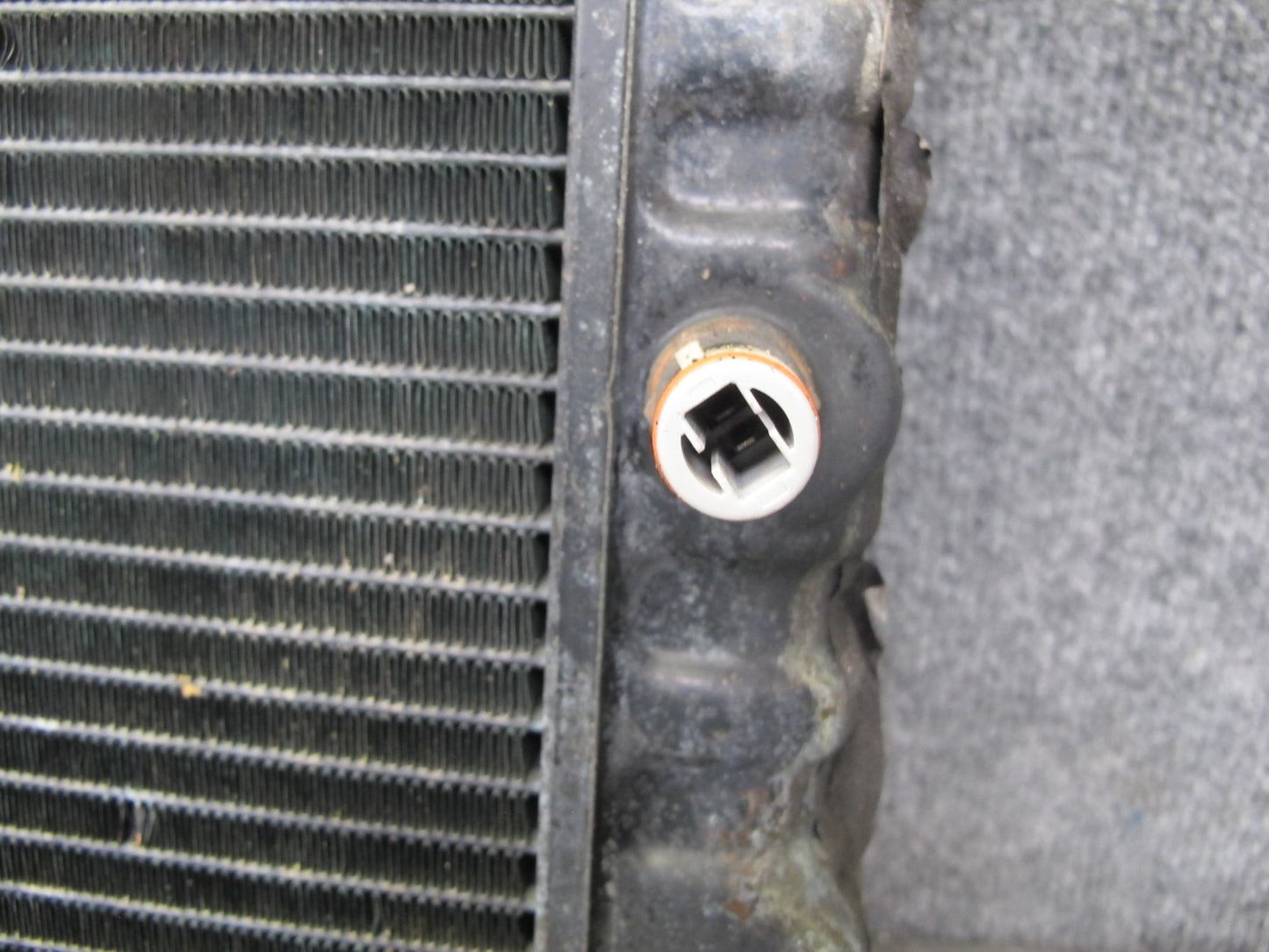 91-95 Toyota SW21L MR2 NON Turbo A/T Engine Cooling Radiator OEM