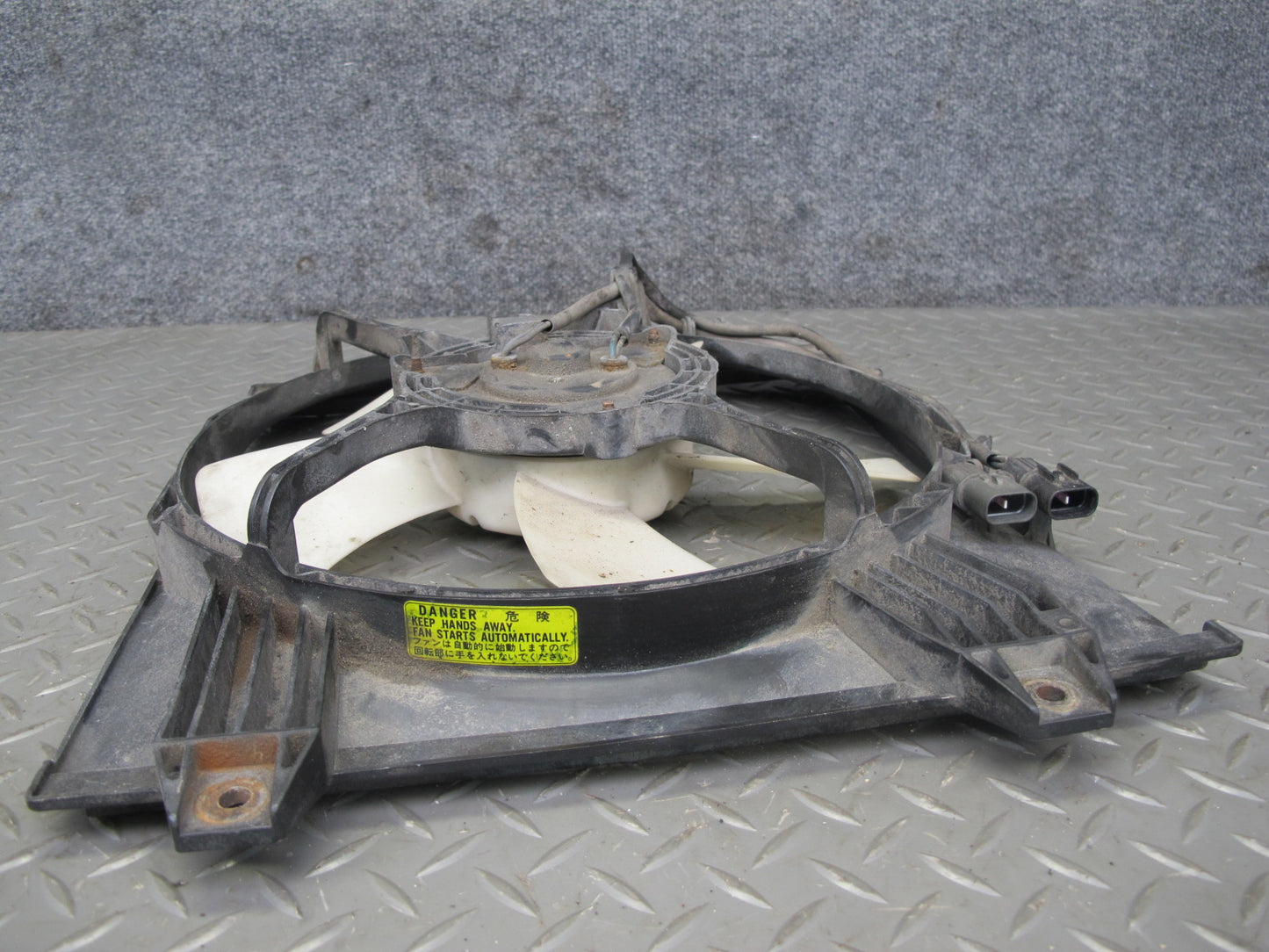 91-99 Dodge Stealth 6G72 Engine Radiator & A/C Condenser Fan & Shroud Set OEM