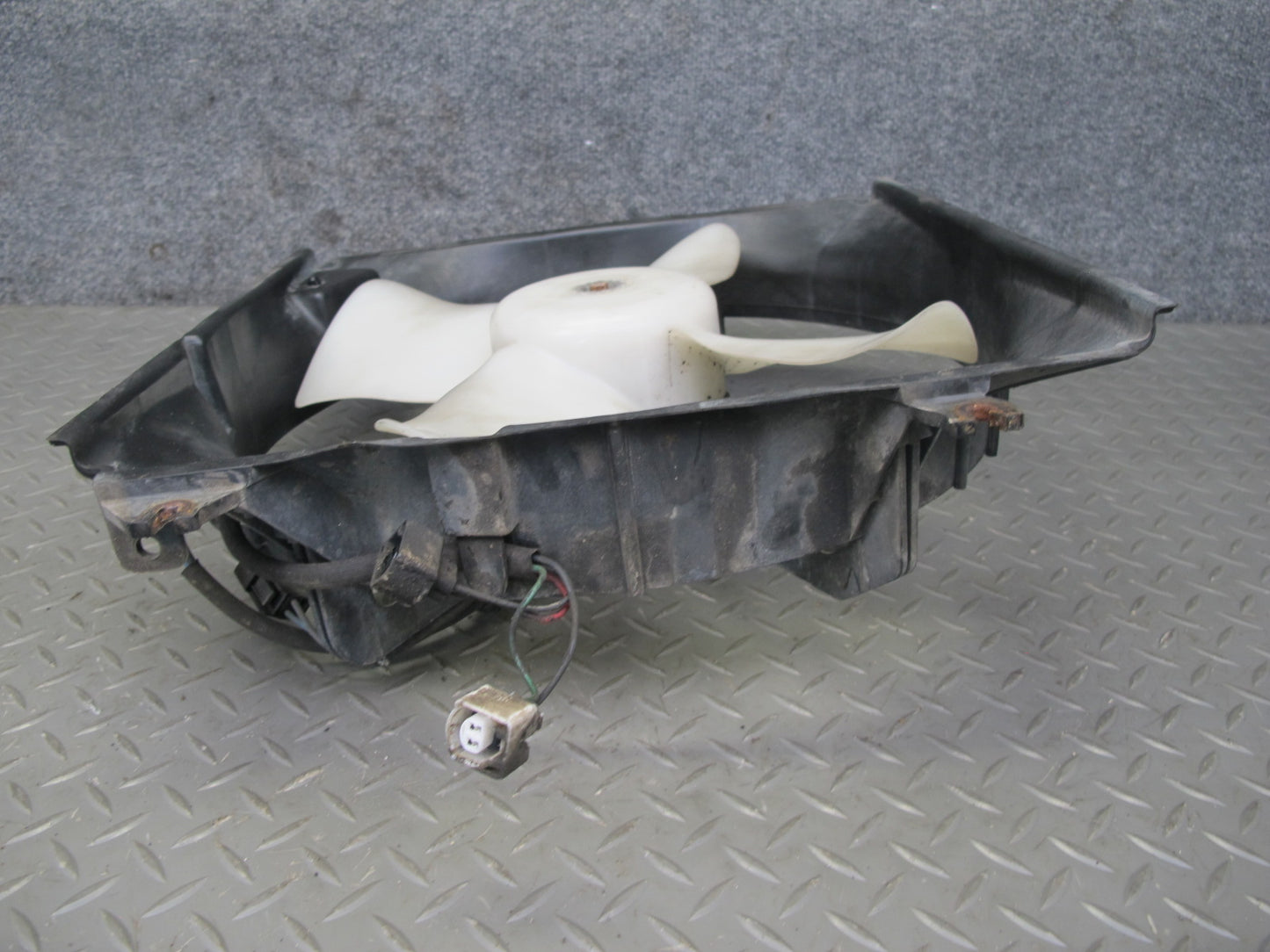 91-99 Dodge Stealth 6G72 Engine Radiator & A/C Condenser Fan & Shroud Set OEM