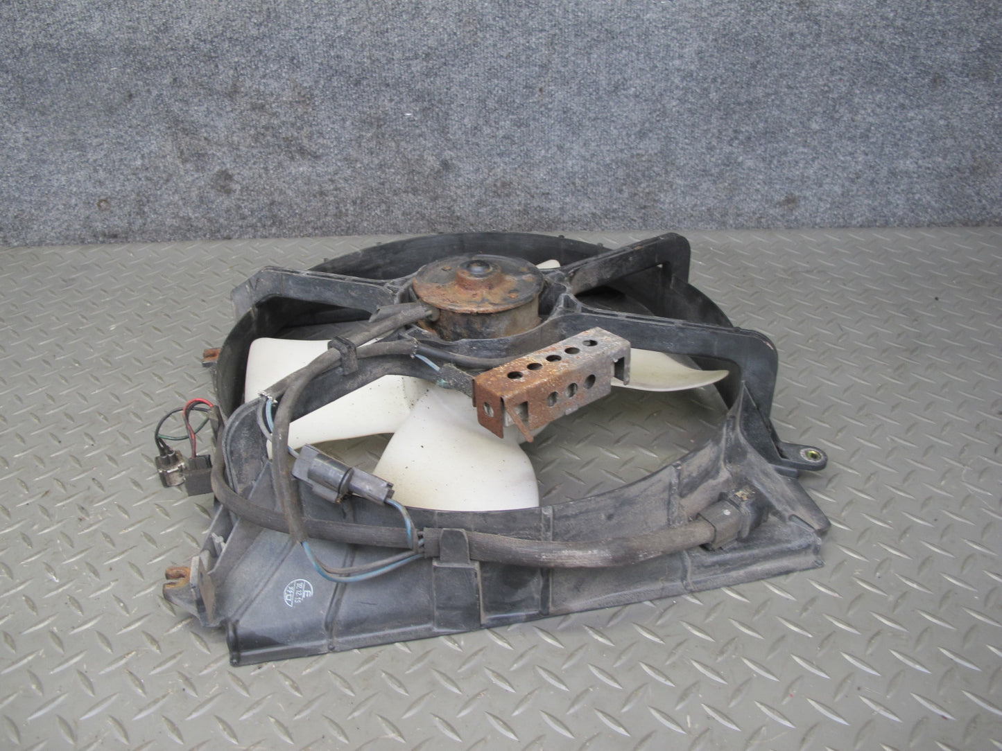 91-99 Dodge Stealth 6G72 Engine Radiator & A/C Condenser Fan & Shroud Set OEM