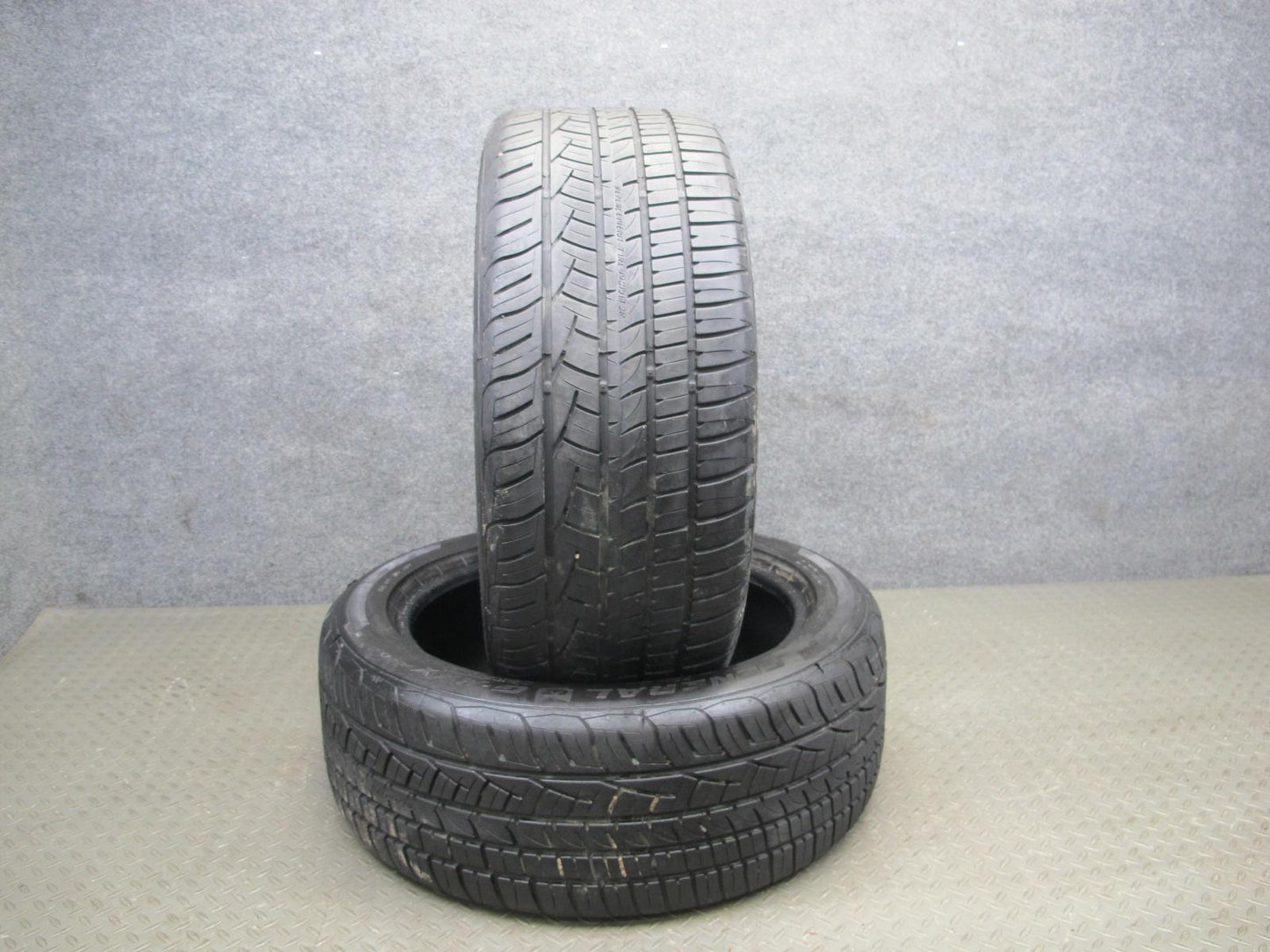 Set of 2 General G-max AS-05 A/S Tire 225/50 ZR18 95W 0322 7/32 & 8/32 Tread