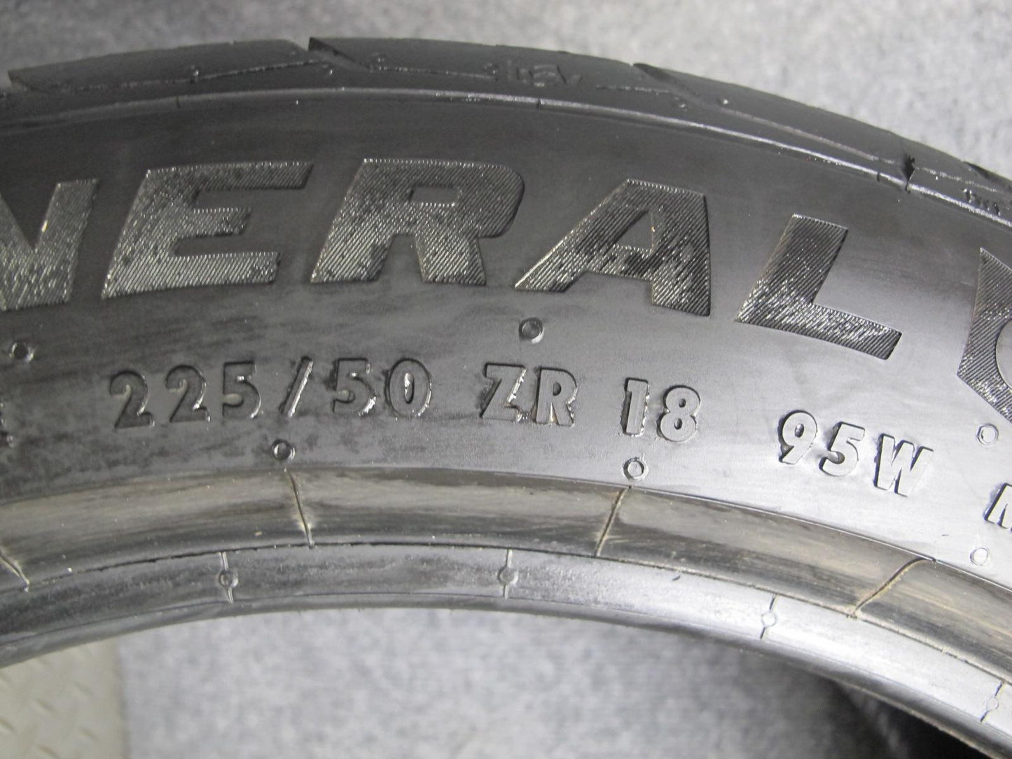 Set of 2 General G-max AS-05 A/S Tire 225/50 ZR18 95W 0322 7/32 & 8/32 Tread