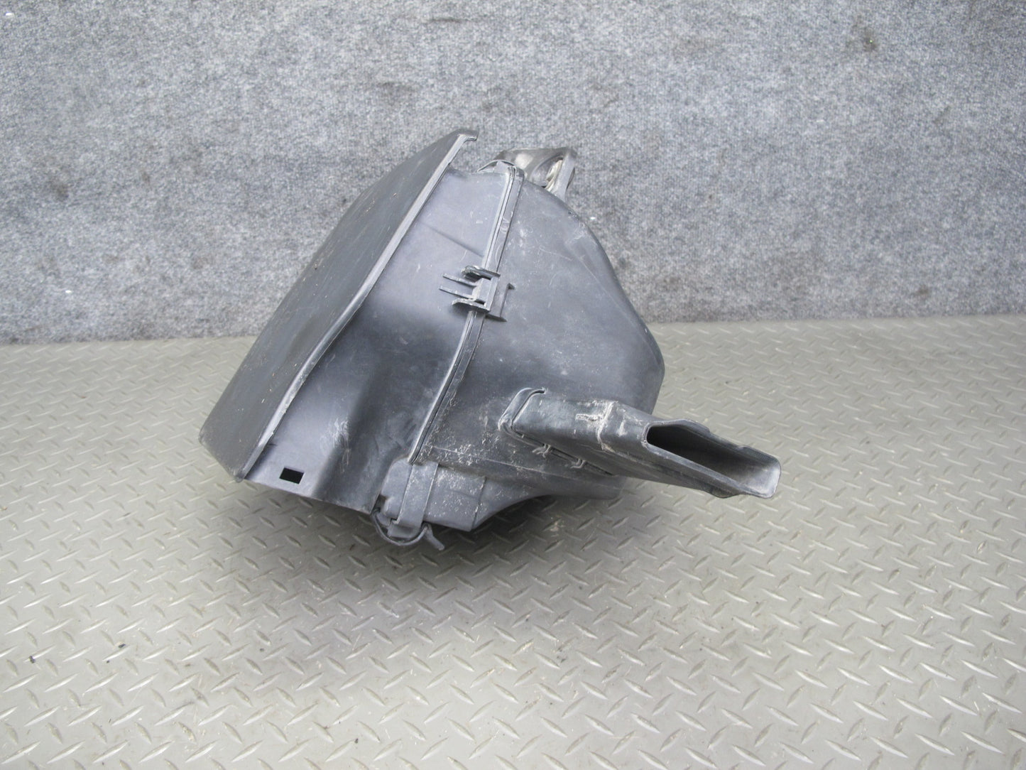 2001-2006 BMW E46 M3 Air Intake Cleaner Filter Box w Hose & MAF Sensor