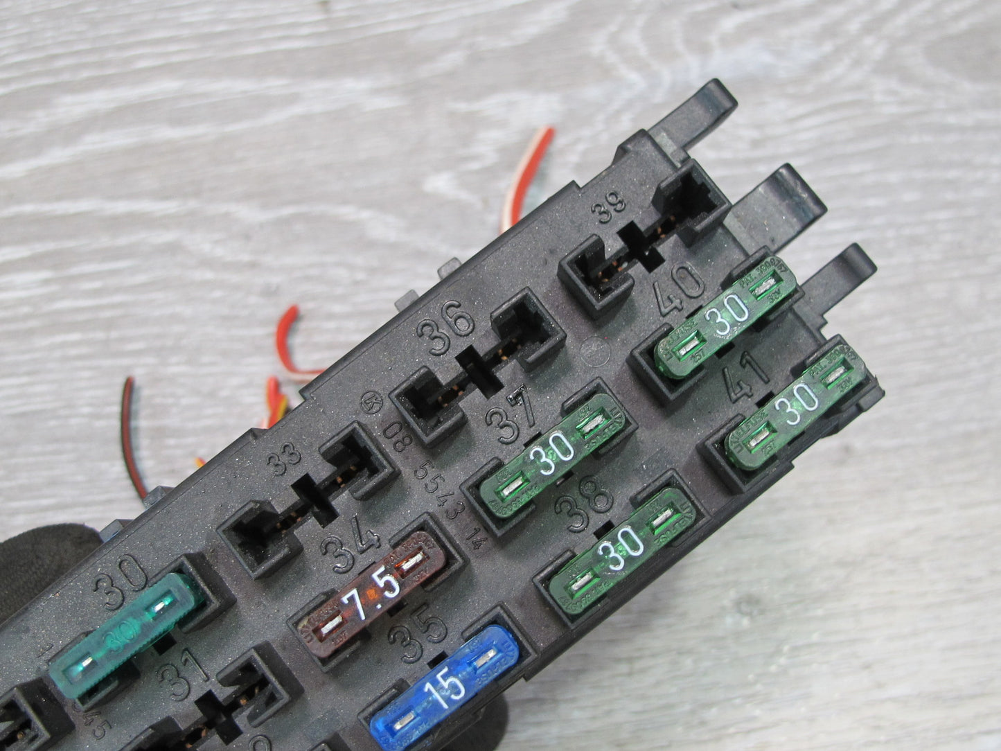 94-99 Mercedes W140 Under Hood Fuse Relay Box OEM