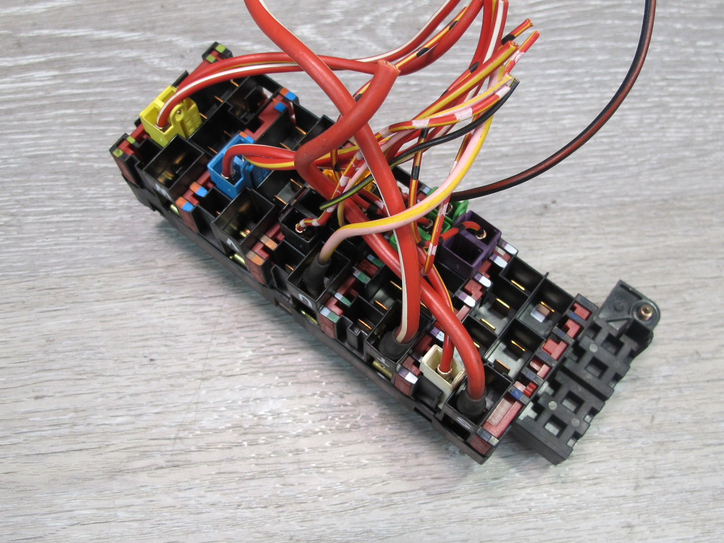 94-99 Mercedes W140 Under Hood Fuse Relay Box OEM