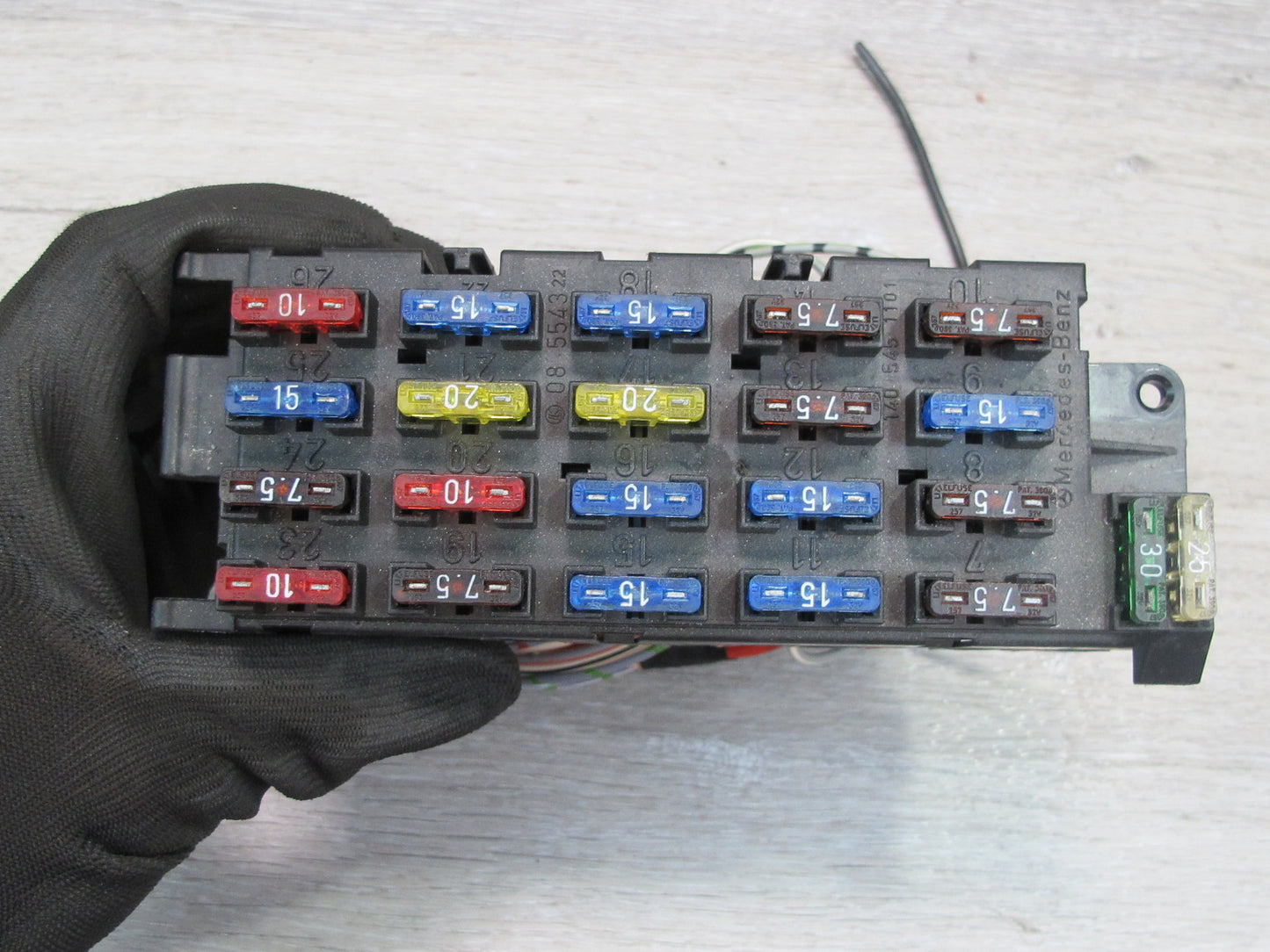 94-99 Mercedes W140 Under Hood Fuse Relay Box 1405451101 OEM