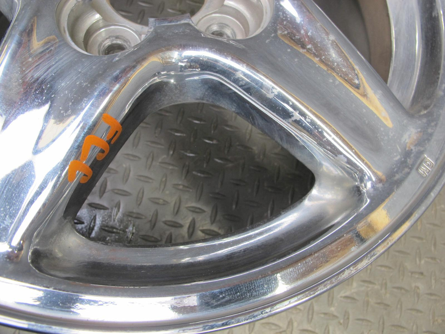 97-01 Chevrolet Camaro Z28 Factory R16 16" Chrome Wheel Rim 16x8J ET55 OEM