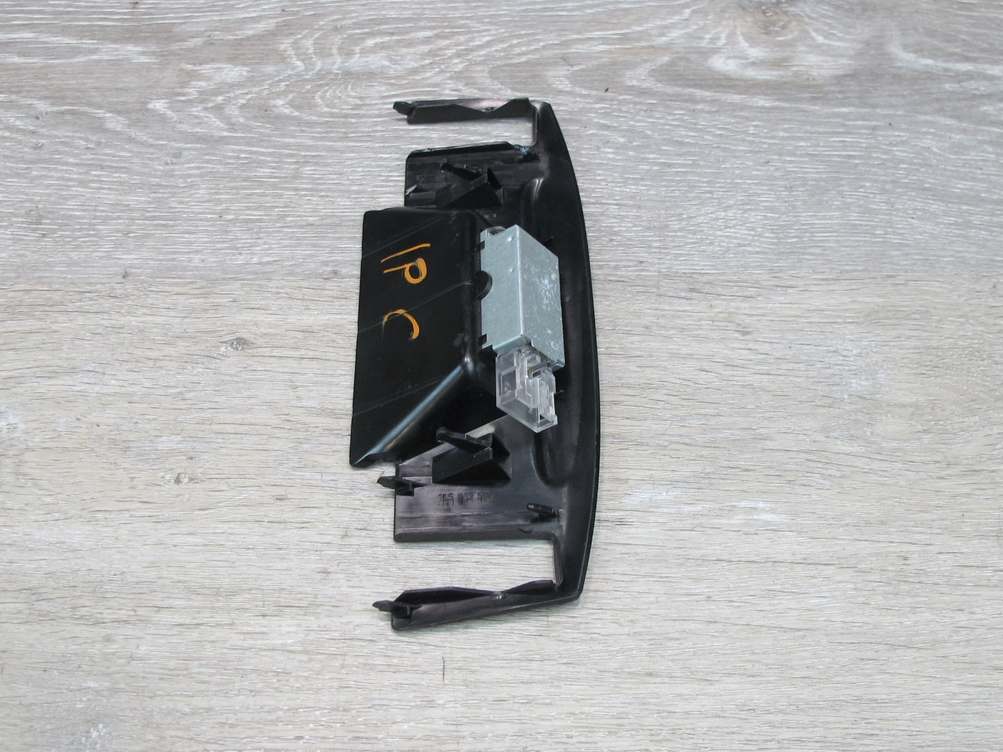 2008-2010 Porsche Cayenne 957 Center Console Interior Light Sensor 7L5862591