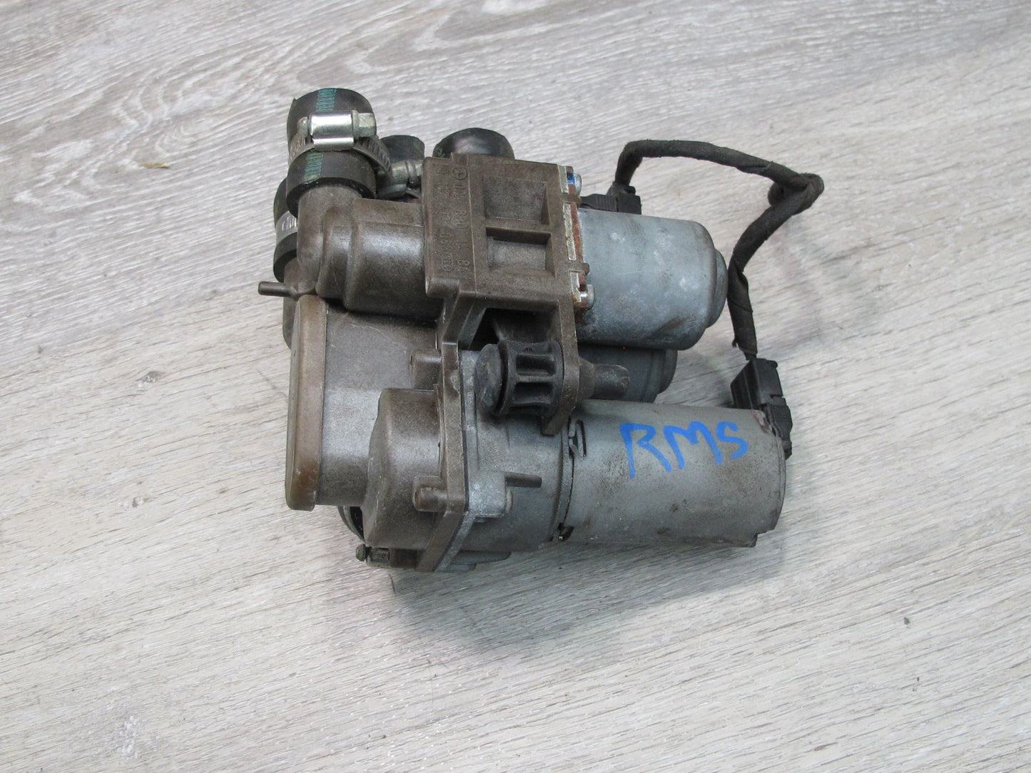 94-99 Mercedes W140 S-class Heater Control Water Valve 0018301484 OEM