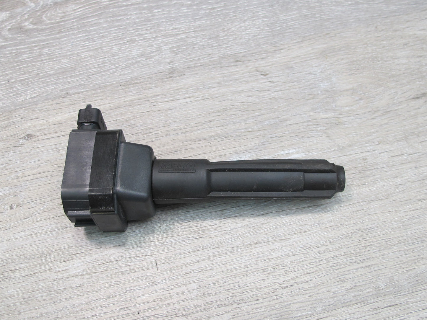 96-99 Mercedes W140 5.0L 119.980 M119 Engine Ignition Coil 0001587203 OEM