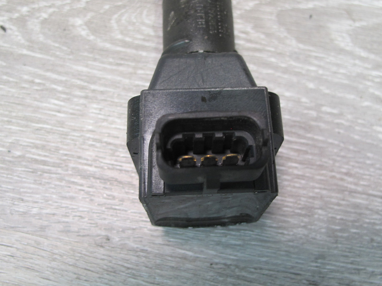 96-99 Mercedes W140 5.0L 119.980 M119 Engine Ignition Coil 0001587203 OEM