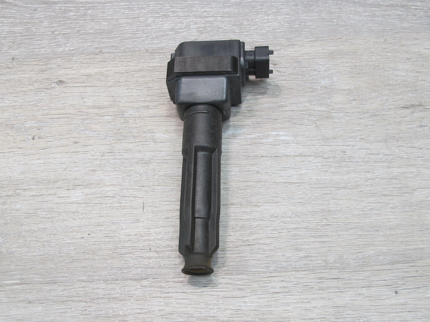 96-99 Mercedes W140 5.0L 119.980 M119 Engine Ignition Coil 0001587203 OEM