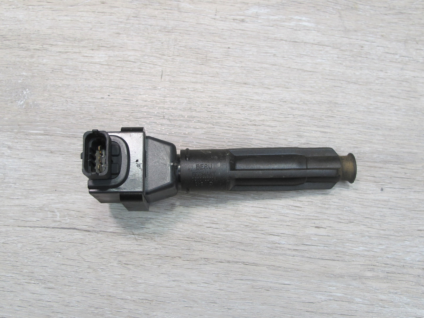 96-99 Mercedes W140 5.0L 119.980 M119 Engine Ignition Coil 0001587203 OEM