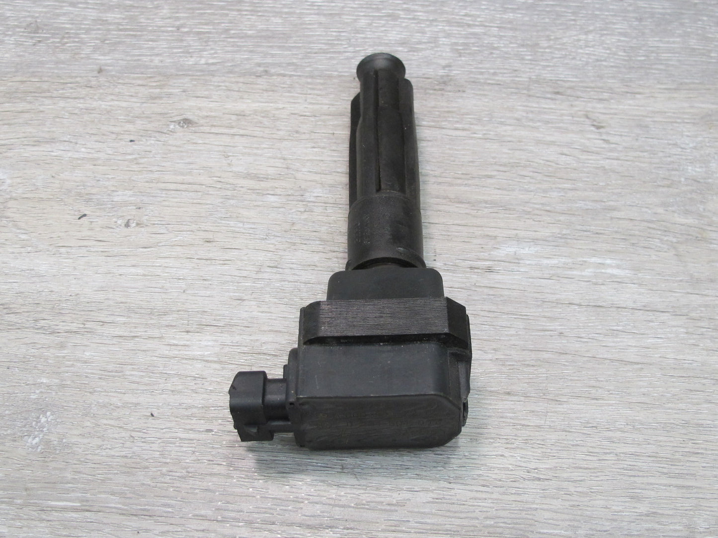 96-99 Mercedes W140 5.0L 119.980 M119 Engine Ignition Coil 0001587203 OEM