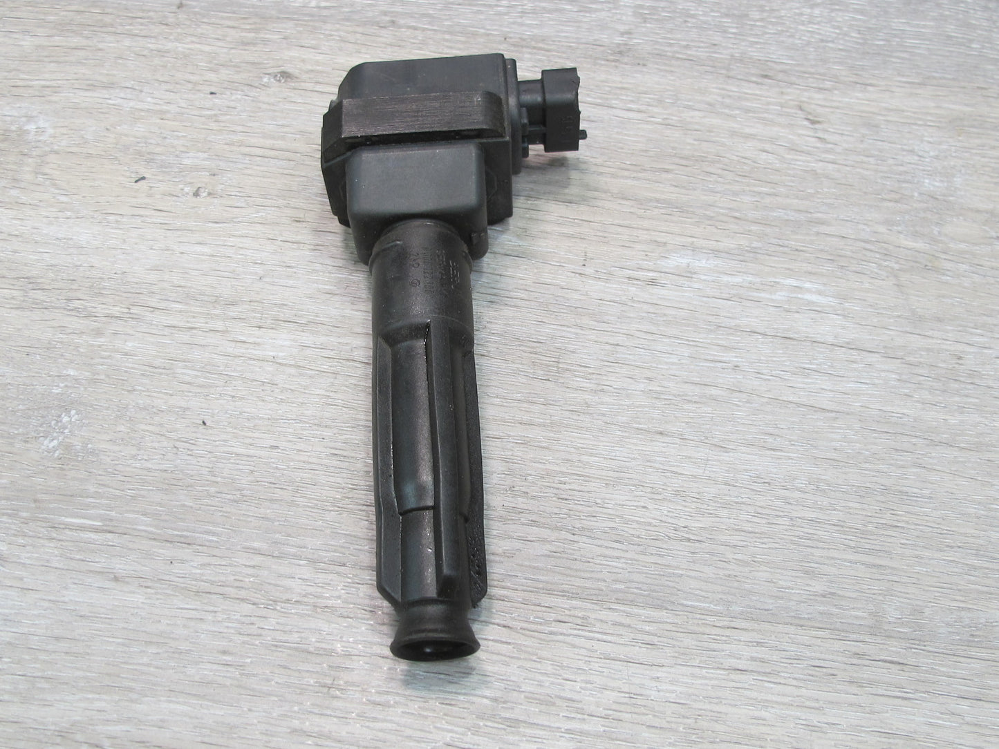 96-99 Mercedes W140 5.0L 119.980 M119 Engine Ignition Coil 0001587203 OEM
