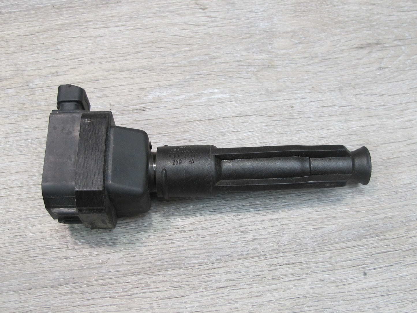 96-99 Mercedes W140 5.0L 119.980 M119 Engine Ignition Coil 0001587203 OEM