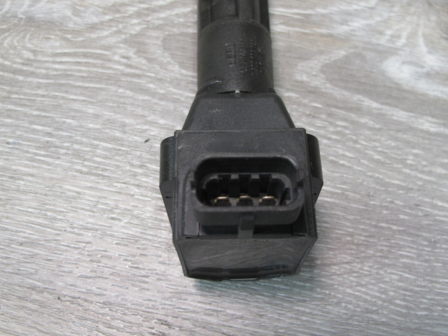 96-99 Mercedes W140 5.0L 119.980 M119 Engine Ignition Coil 0001587203 OEM