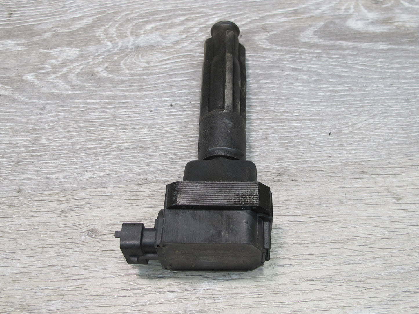 96-99 Mercedes W140 5.0L 119.980 M119 Engine Ignition Coil 0001587203 OEM