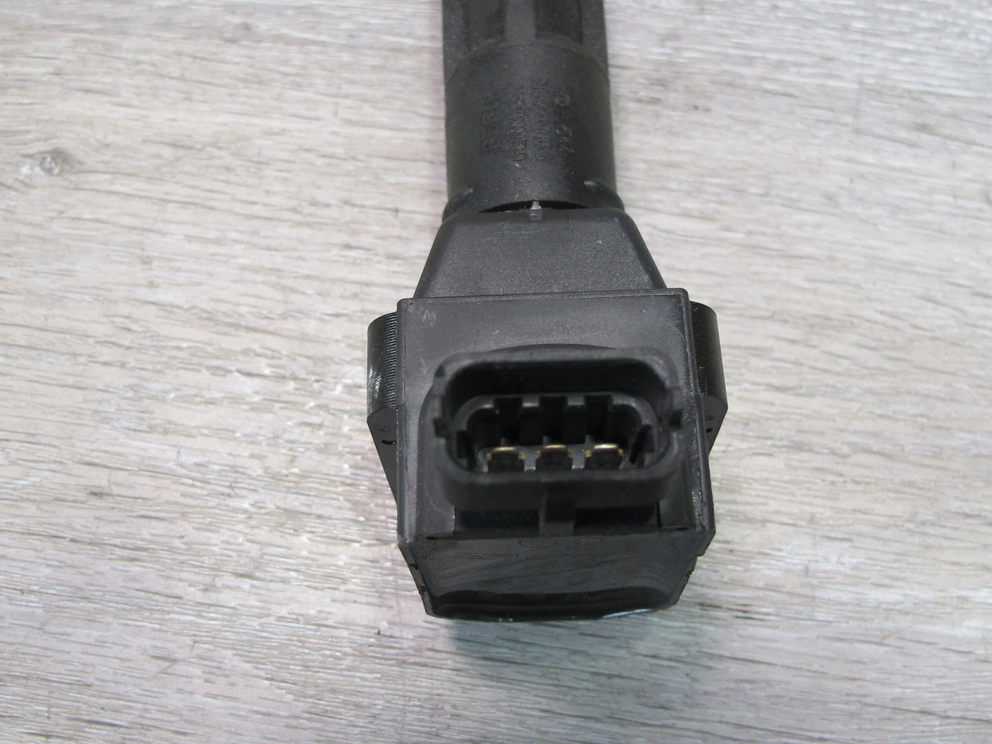 96-99 Mercedes W140 5.0L 119.980 M119 Engine Ignition Coil 0001587203 OEM