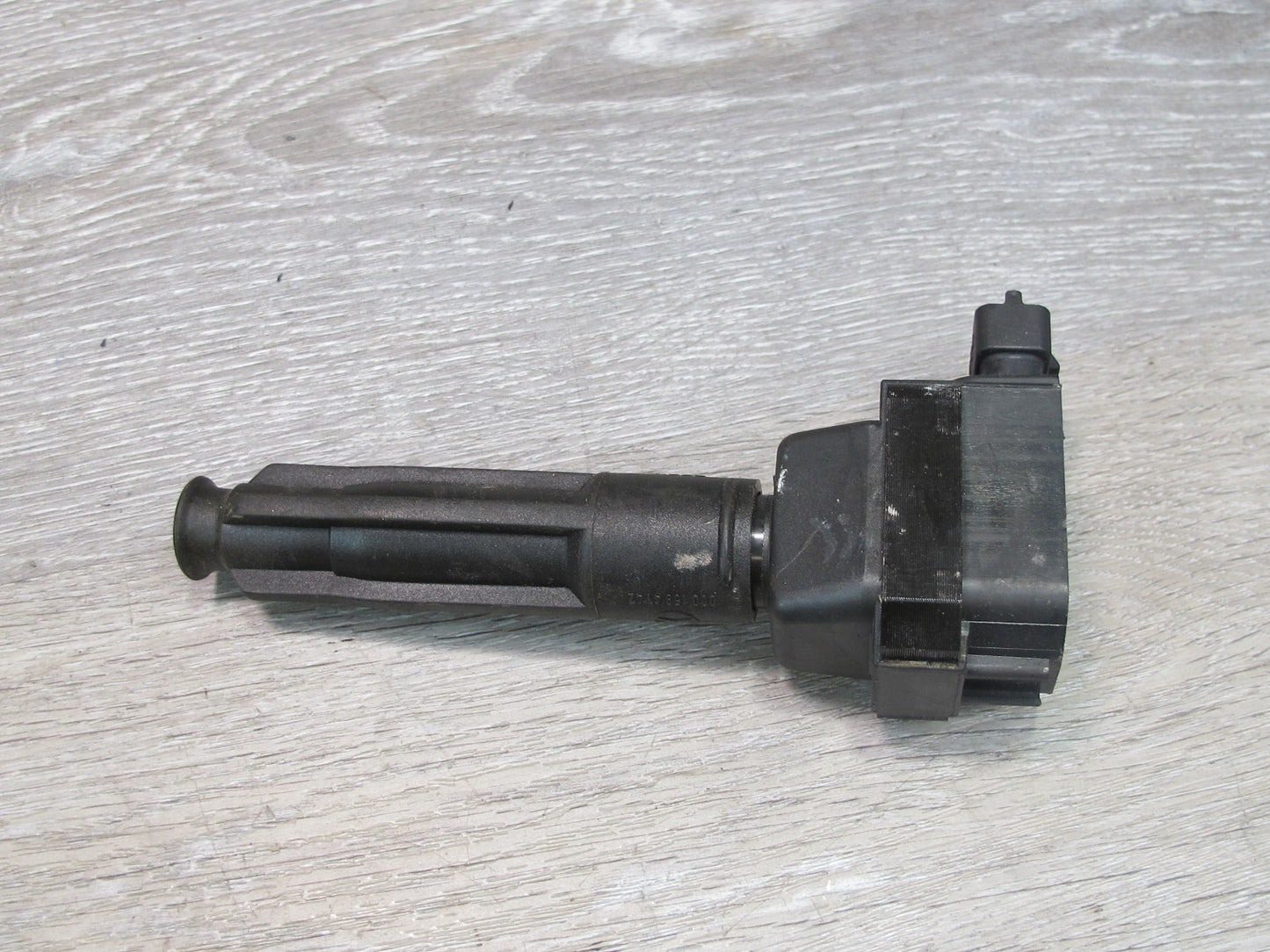 96-99 Mercedes W140 5.0L 119.980 M119 Engine Ignition Coil 0001587203 OEM