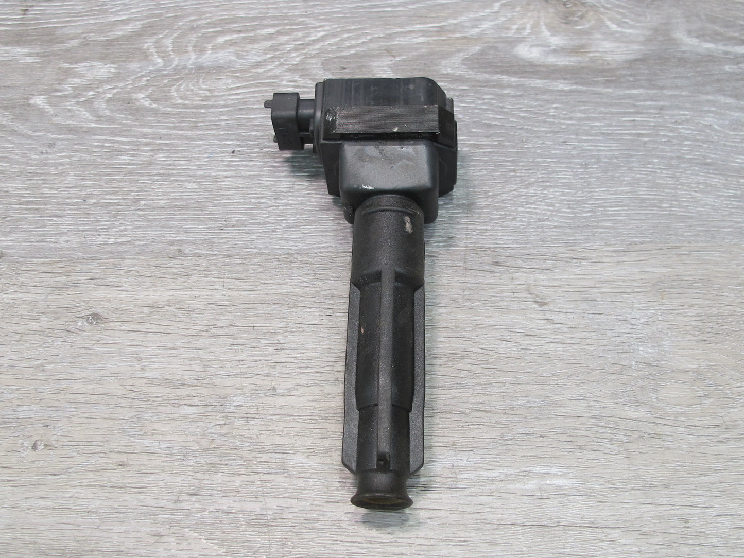 96-99 Mercedes W140 5.0L 119.980 M119 Engine Ignition Coil 0001587203 OEM