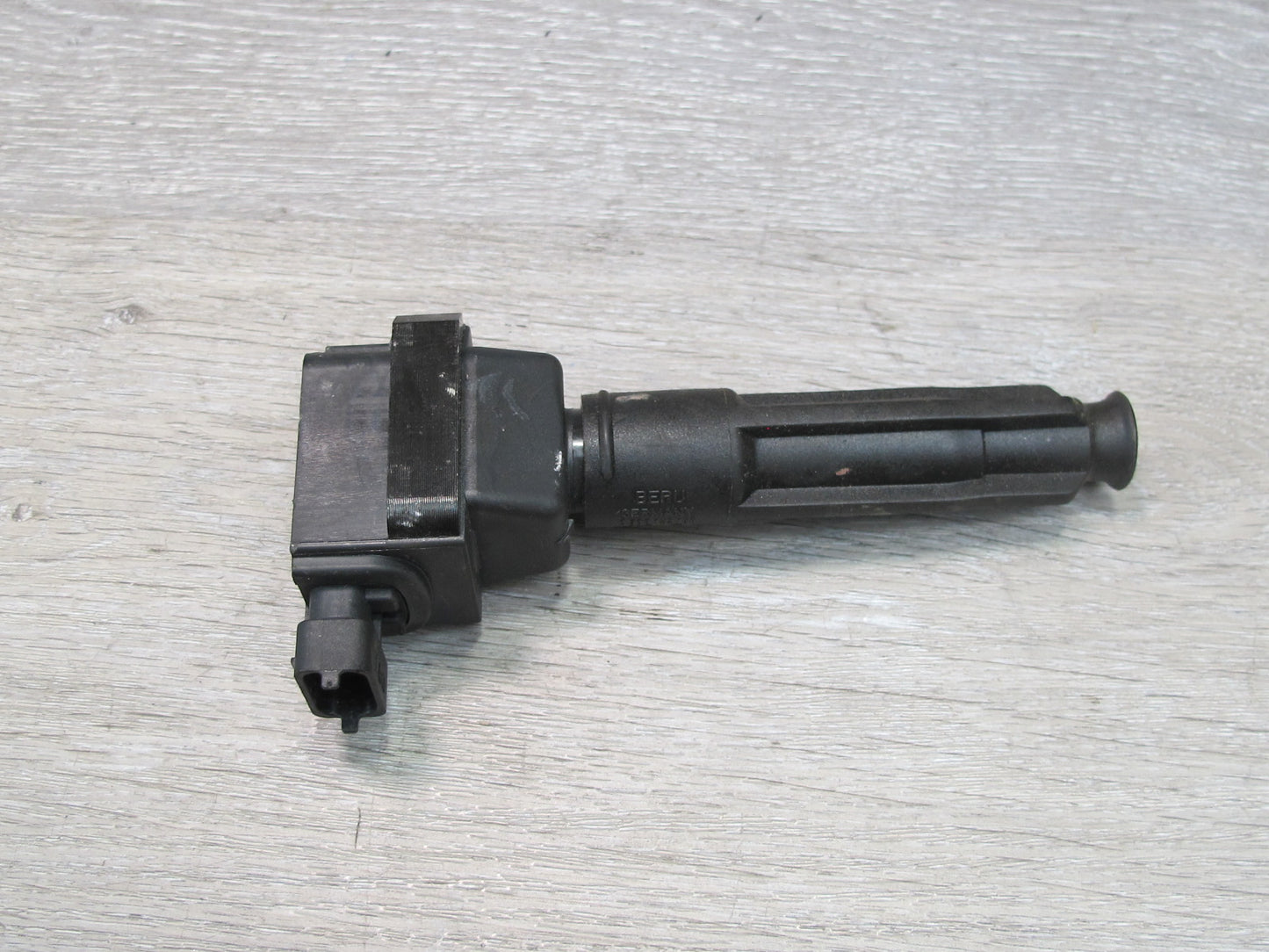 96-99 Mercedes W140 5.0L 119.980 M119 Engine Ignition Coil 0001587203 OEM