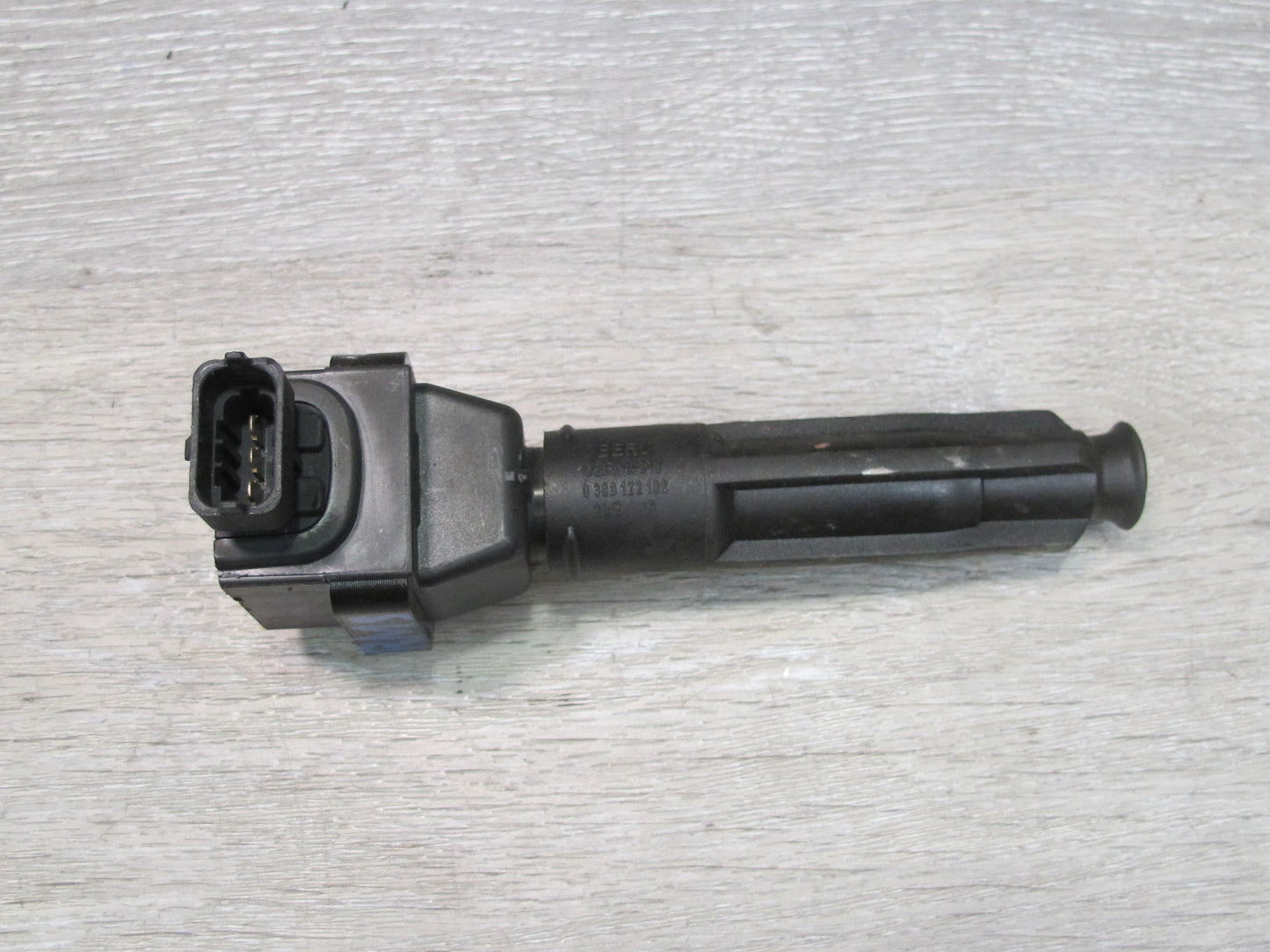 96-99 Mercedes W140 5.0L 119.980 M119 Engine Ignition Coil 0001587203 OEM