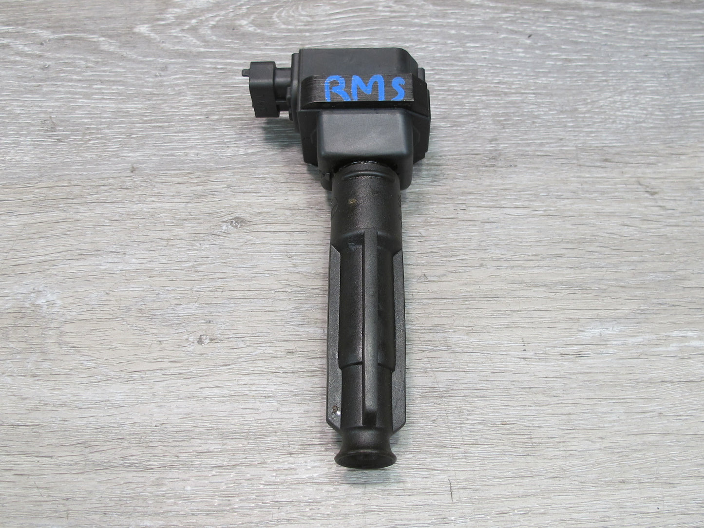 96-99 Mercedes W140 5.0L 119.980 M119 Engine Ignition Coil 0001587203 OEM