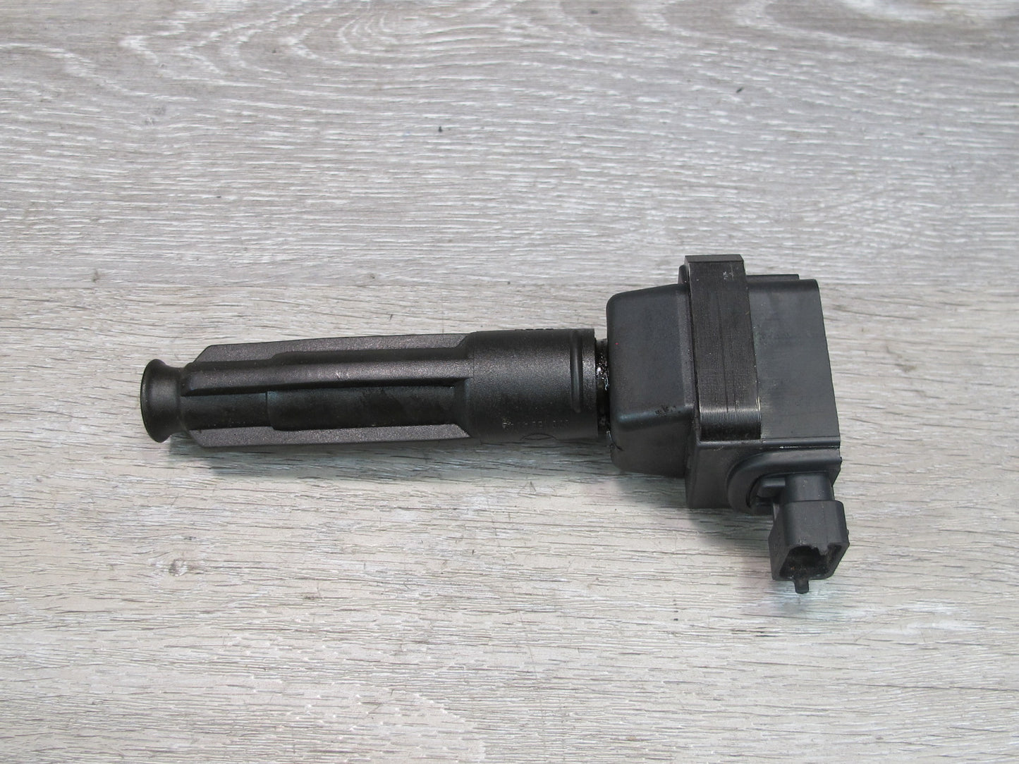 96-99 Mercedes W140 5.0L 119.980 M119 Engine Ignition Coil 0001587203 OEM