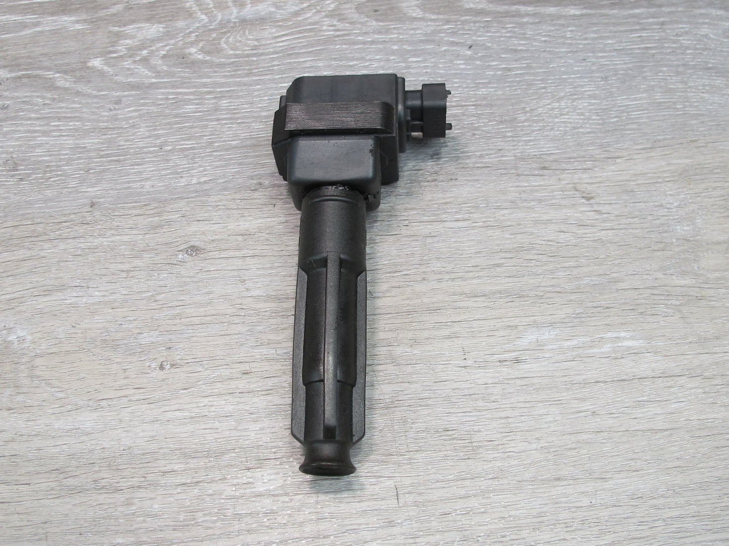 96-99 Mercedes W140 5.0L 119.980 M119 Engine Ignition Coil 0001587203 OEM