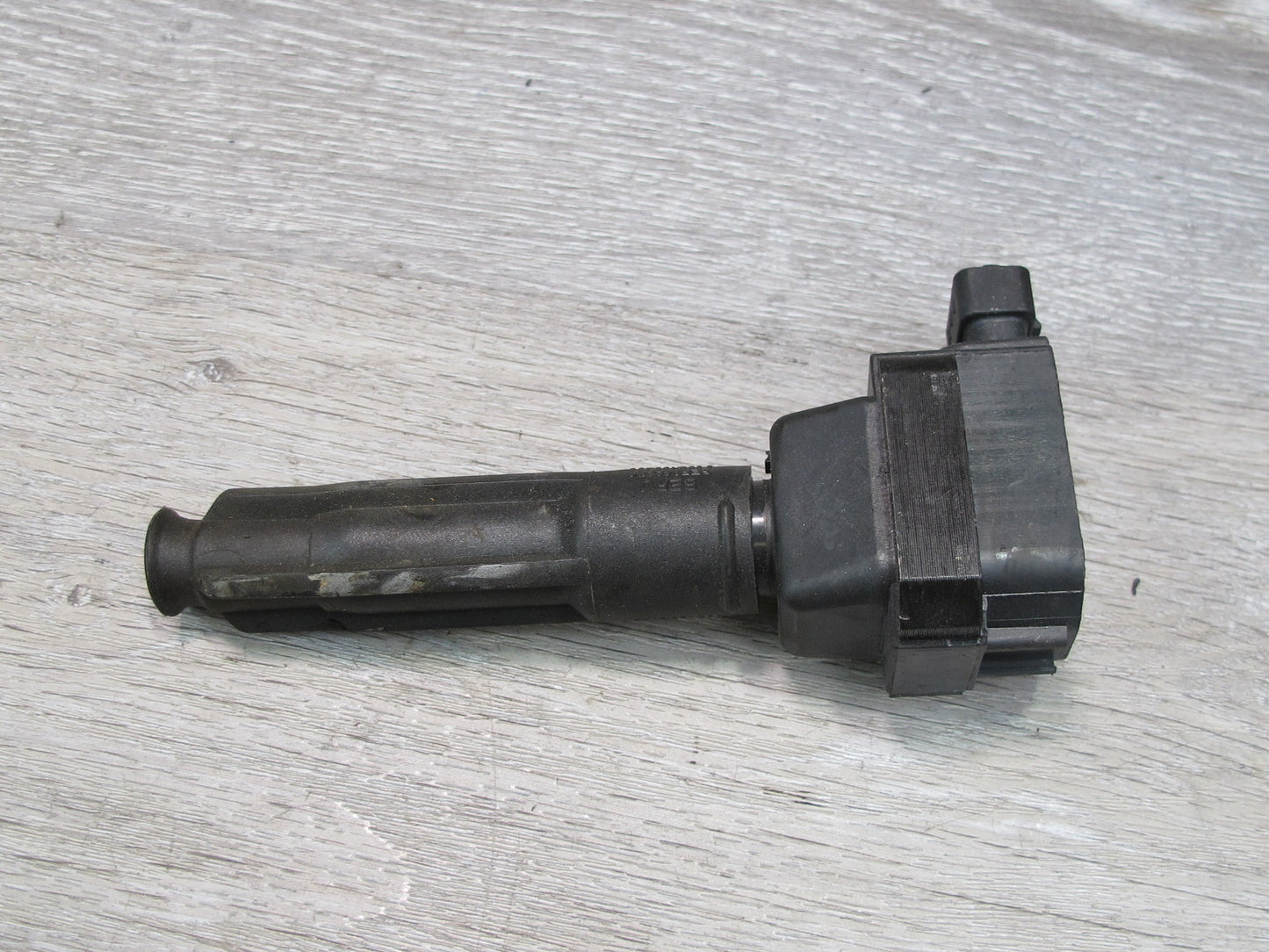 96-99 Mercedes W140 5.0L 119.980 M119 Engine Ignition Coil 0001587203 OEM