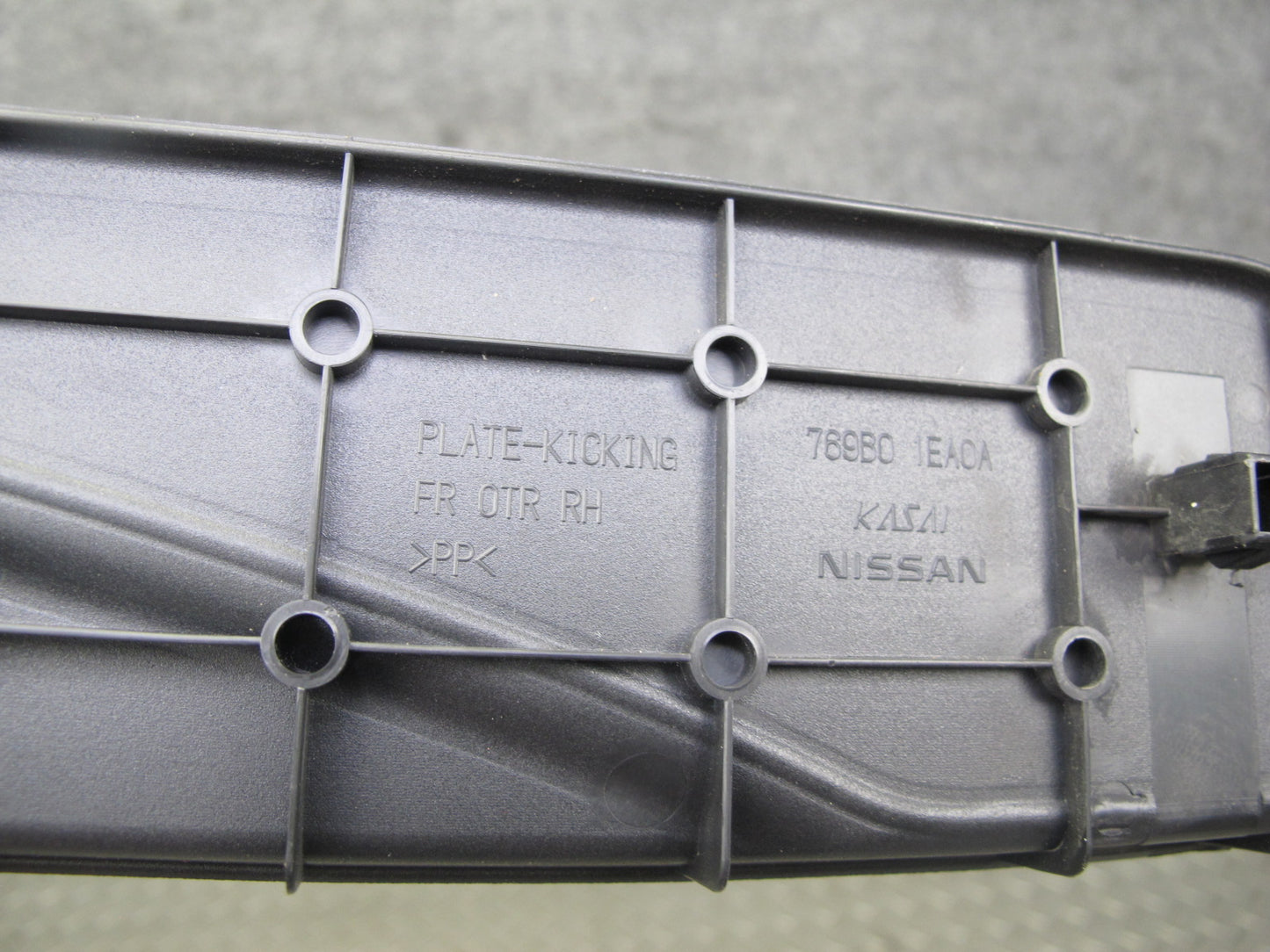 09-20 Nissan Z34 370Z Set of 2 Left & Right Door Scuff Sill Plate Trim Panel OEM