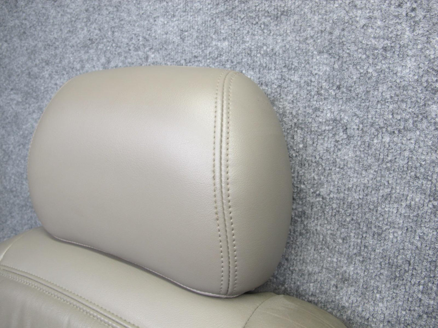 2003 Hummer H2 Rear 2ND ROW Left & Right Side Leather Wheat Seat Set of 2 Wheat