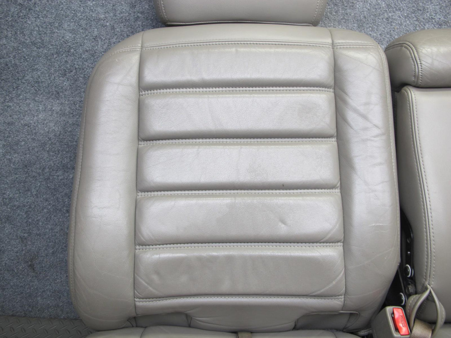 2003 Hummer H2 Rear 2ND ROW Left & Right Side Leather Wheat Seat Set of 2 Wheat