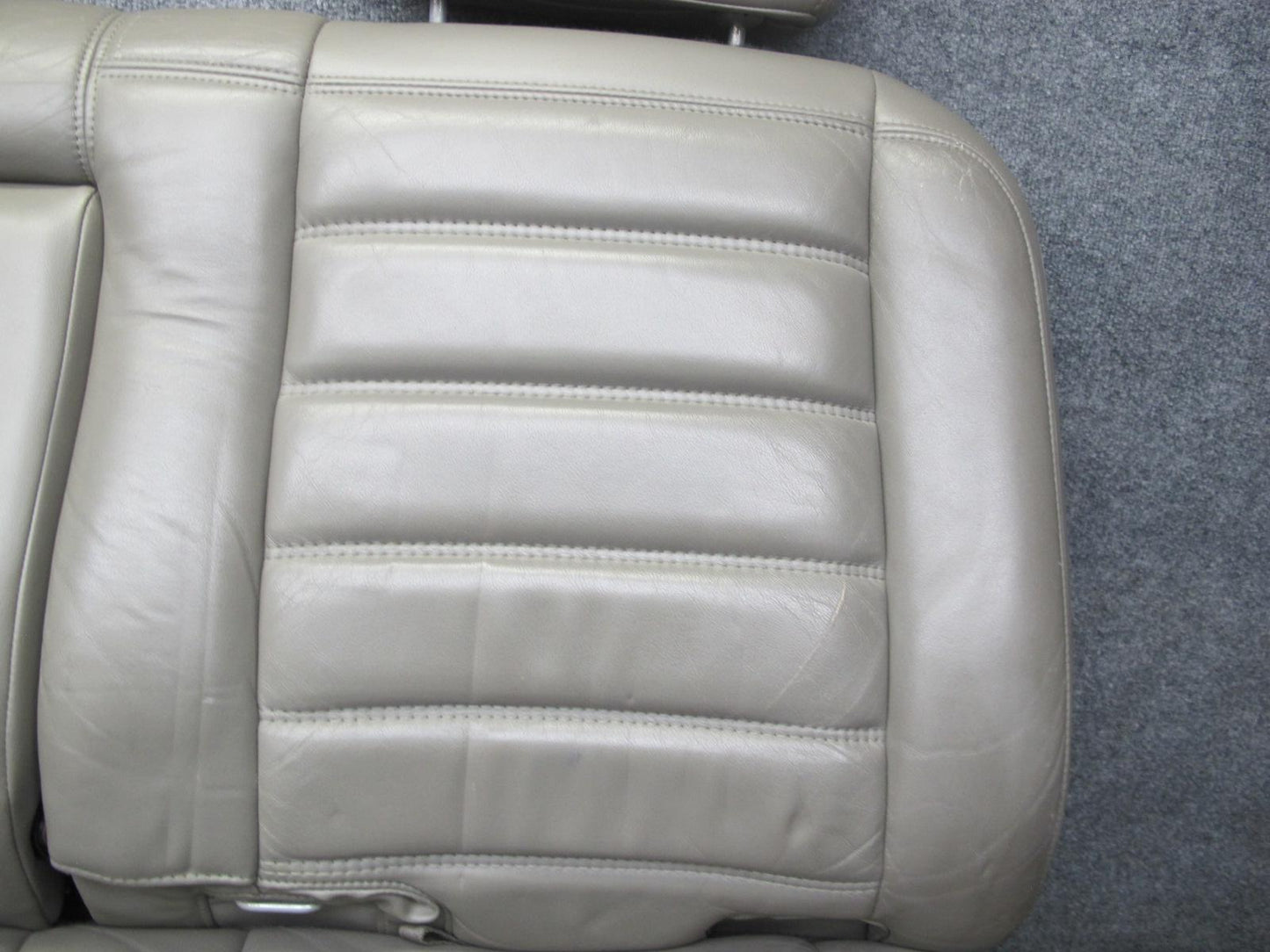 2003 Hummer H2 Rear 2ND ROW Left & Right Side Leather Wheat Seat Set of 2 Wheat