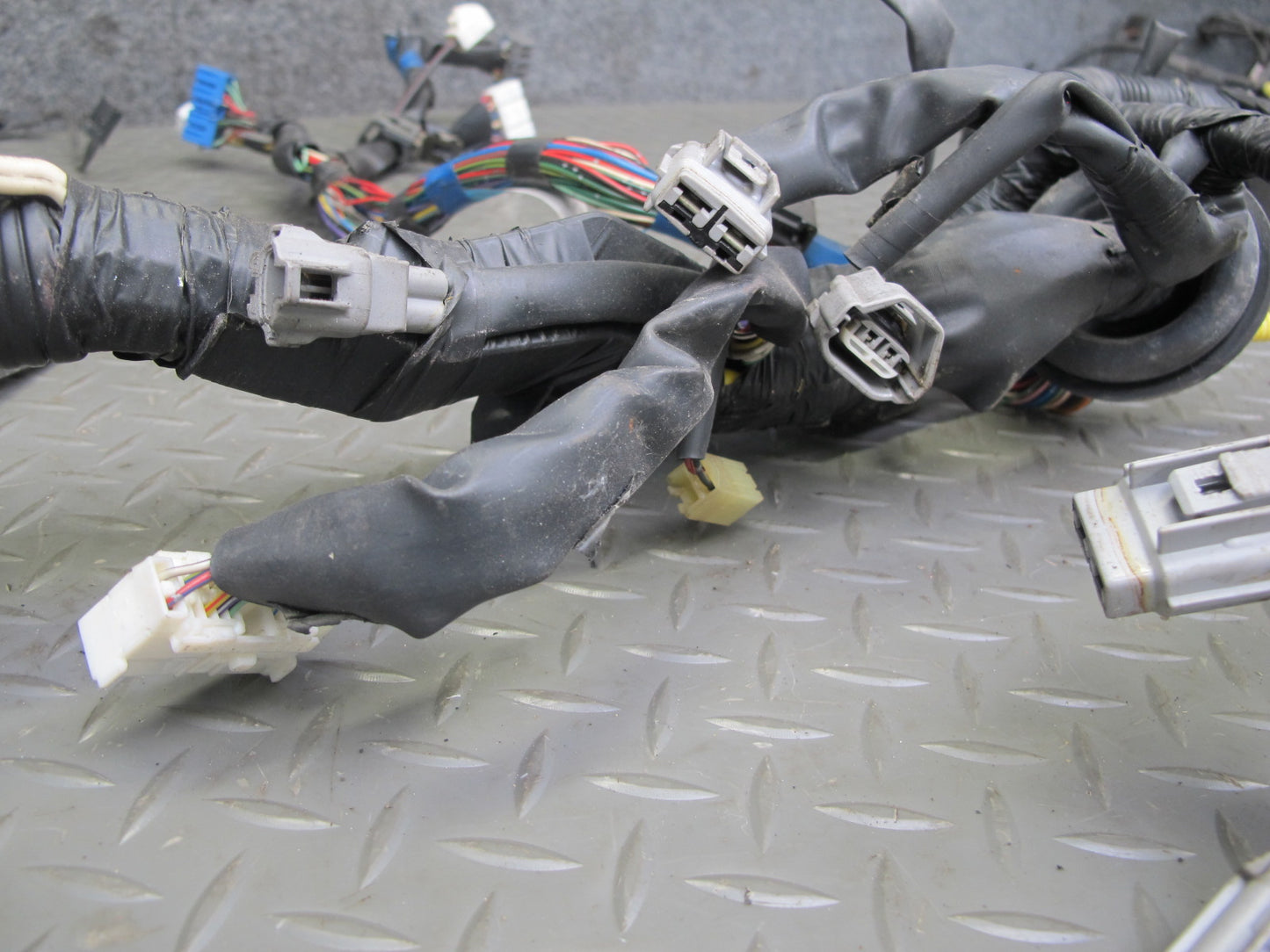 91-93 Toyota SW21L MR2 2.2L 5SFE Front Trunk Wire Wiring Harness Fuse Box OEM