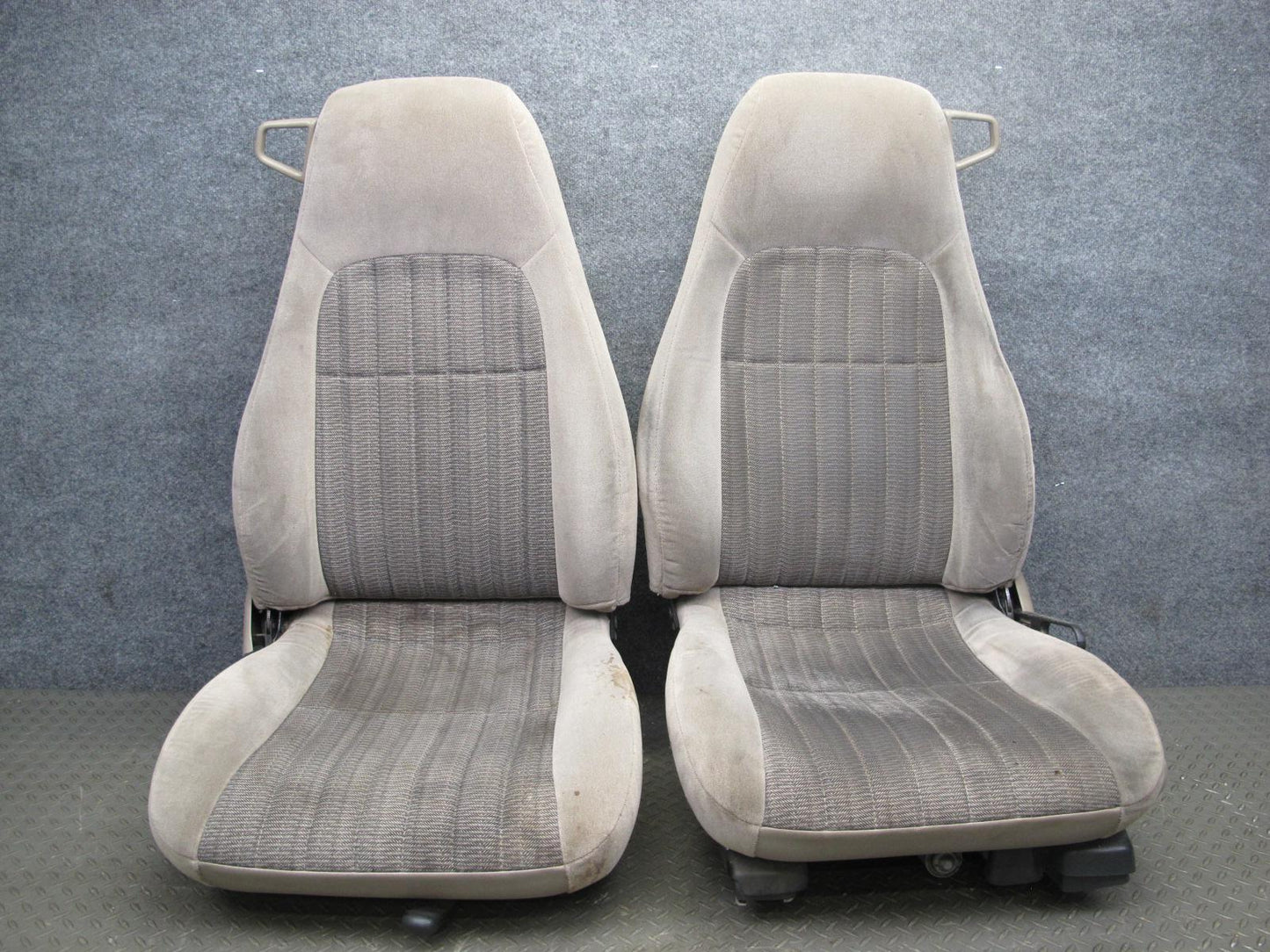 1998 Chevrolet Camaro Z28 Coupe Front & Rear Cloth Seat Set OEM