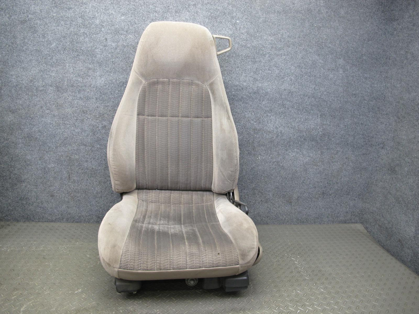 1998 Chevrolet Camaro Z28 Coupe Front & Rear Cloth Seat Set OEM